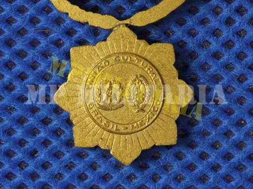 Miniatura da Medalha Dignidad Caracter União Cultural Brasil - México - 1968 - Imagem 3