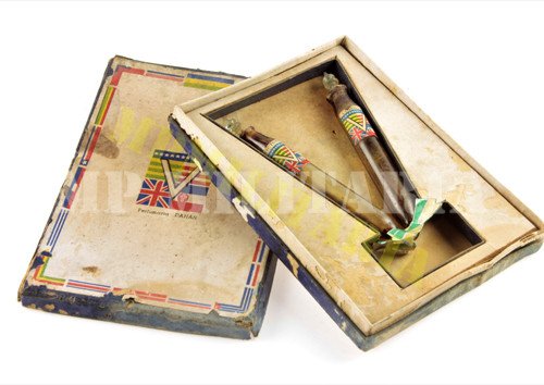 Raro Souvenir perfume do V da Vitória do Brasil - II Guerra - Imagem 10