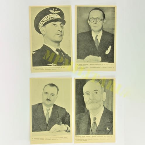 Lote de 4 postais com o General Martial Henri Valin e Comissários franceses