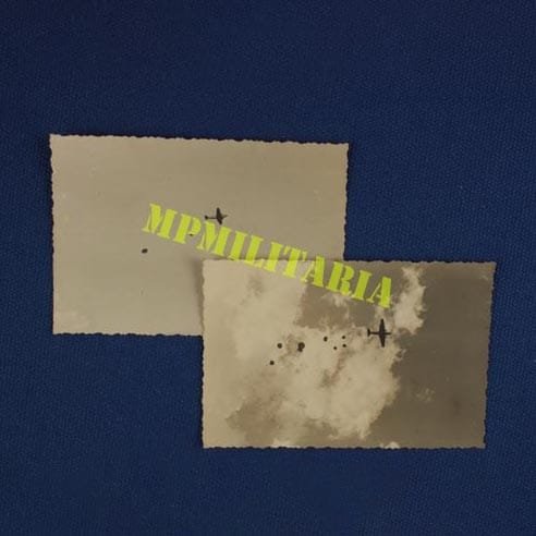 Fotos de paraquedistas do exército saltando de avião - Anos 40