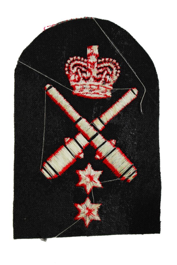 DISTINTIVO / PATCH ROYAL NAVY GUNNERY INSTRUCTOR – MARINHA BRITÂNICA - Imagem 3
