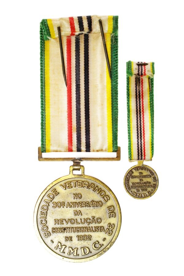 MEDALHA MMDC DE 30 ANOS DA REVOLUÇÃO DE 1932 COM MINIATURA - Imagem 5