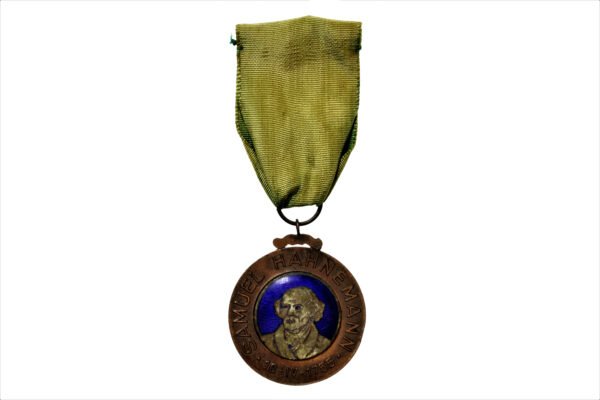 MEDALHA SAMUEL HAHNEMANN ∙ HOMEOPÁTIA – HONRA AO MÉRITO