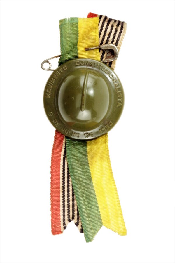 PIN DE CAPACETE DO MOVIMENTO CONSTITUCIONALISTA REVOLUÇÃO DE 32 - Imagem 2
