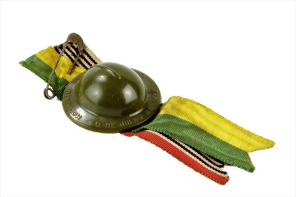 PIN DE CAPACETE DO MOVIMENTO CONSTITUCIONALISTA REVOLUÇÃO DE 32 - Imagem 6