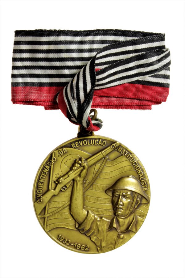 MEDALHA DE 50 ANOS DA REVOLUÇÃO DE 1932 - Imagem 2