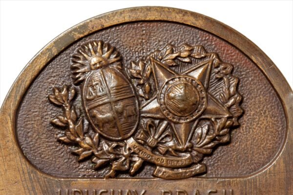 MEDALHA DO ENCONTRO DOS PRESIDENTE DUTRA DO BRASIL E BARRETA DO URUGUAI – 1947 - Image 3