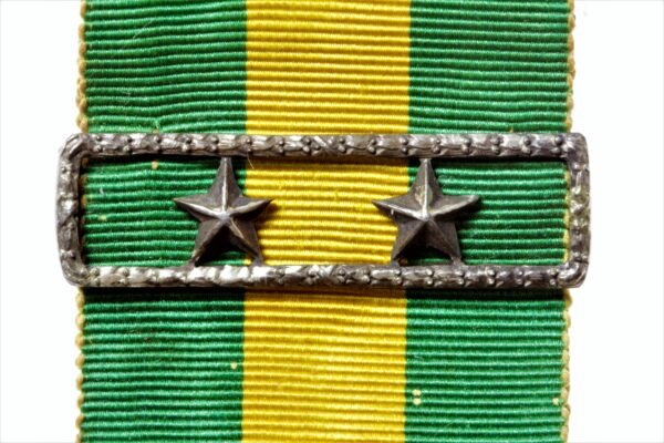 MEDALHA MILITAR DE 20 ANOS DE BONS SERVIÇOS COM BARRETA - Imagem 5