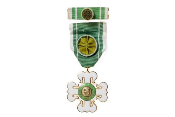MEDALHA DA ORDEM DO MÉRITO MILITAR COM BARRETA – GRAU OFICIAL