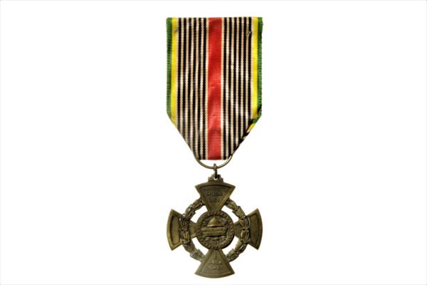 MEDALHA DA CONSTITUIÇÃO - POLA LEI POLA GREI - REVOLUÇÃO DE 1932