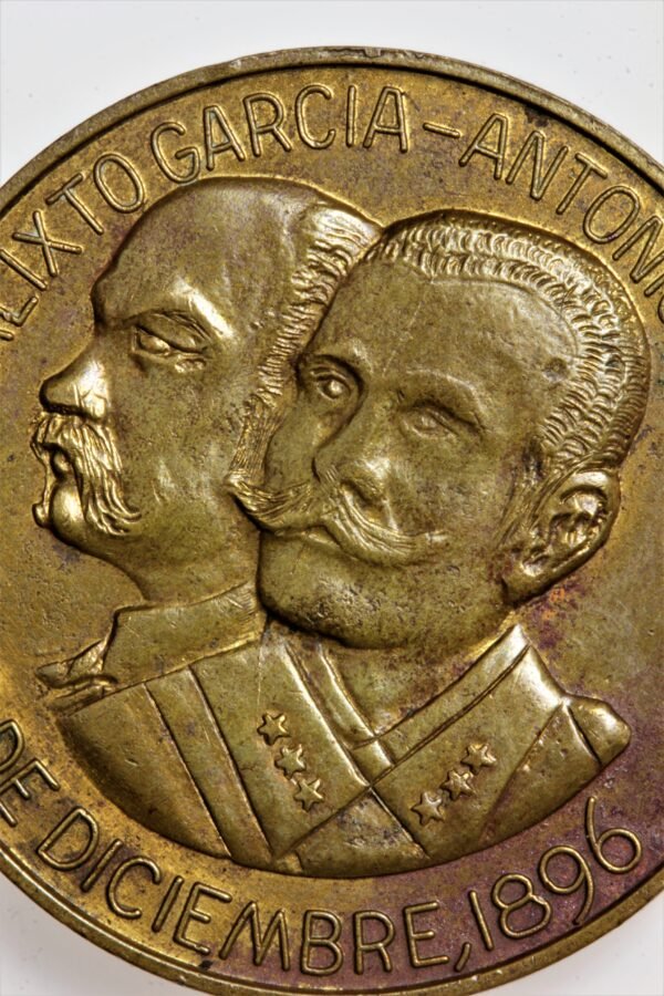 MEDALHA DOS GENERAIS CALIXTO GARCIA E ANTONIO MACEO – GUERRA HISPANO AMERICANA - Image 3