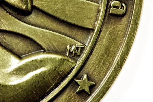 RARA MEDALHA DOS 90 ANOS DA REVOLUÇÃO CONSTITUCIONALISTA DE 1932 - Imagem 5