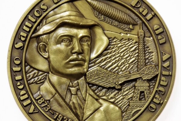 MEDALHA COMEMORATIVA HOMENAGEM A SANTOS DUMONT – SNB - Imagem 3