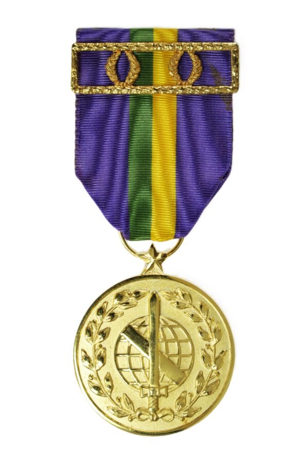 MEDALHA MARECHAL HERMES APLICAÇÃO EM ESTUDO – GRAU OURO COM 2 COROAS - Imagem 2