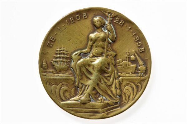 MEDALHA DE 150 ANOS DA ABERTURA DOS PORTOS COM PRESIDENTE KUBITSCHEK E D JOÃO VI - Imagem 2