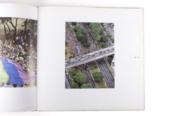 LIVRO DOS 450 ANOS DA CIDADE DE SÃO PAULO – 25.01.04 O DIA EM QUE SÃO PAULO PAROU - Imagem 9
