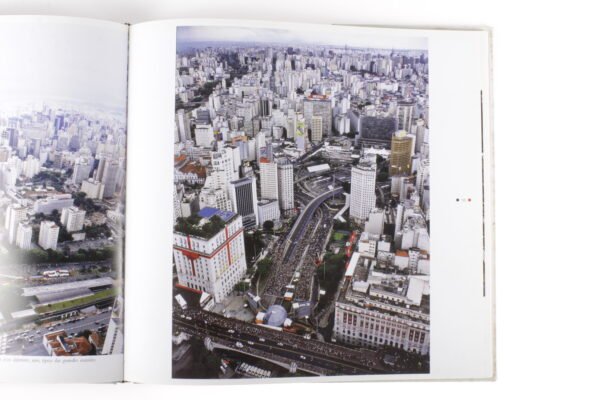 LIVRO DOS 450 ANOS DA CIDADE DE SÃO PAULO – 25.01.04 O DIA EM QUE SÃO PAULO PAROU - Imagem 10