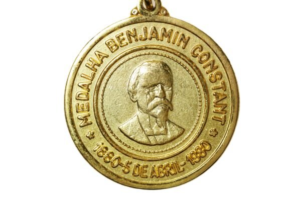 MEDALHA DO BENJAMIN CONSTANT DO INSTITUTO DE EDUCAÇÃO RIO DE JANEIRO - Imagem 4