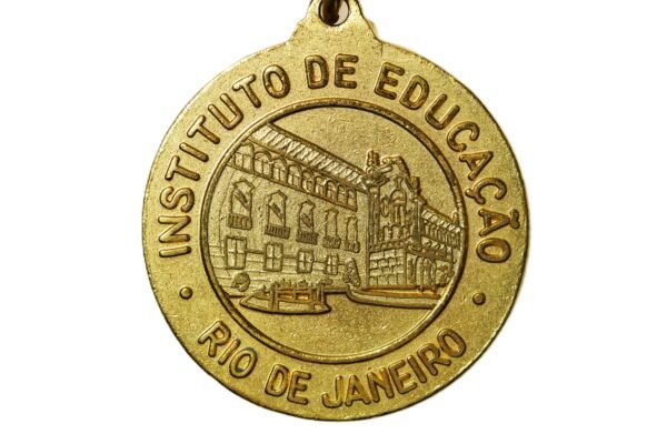 MEDALHA DO BENJAMIN CONSTANT DO INSTITUTO DE EDUCAÇÃO RIO DE JANEIRO - Imagem 5