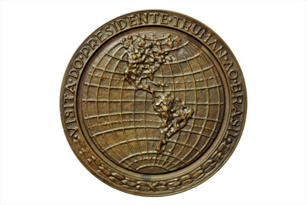 MEDALHA DA VISITA DO PRESIDENTE TRUMAN AO BRASIL – 1947 - Imagem 2