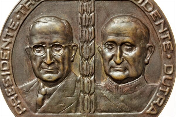 MEDALHA DA VISITA DO PRESIDENTE TRUMAN AO BRASIL – 1947 - Imagem 3