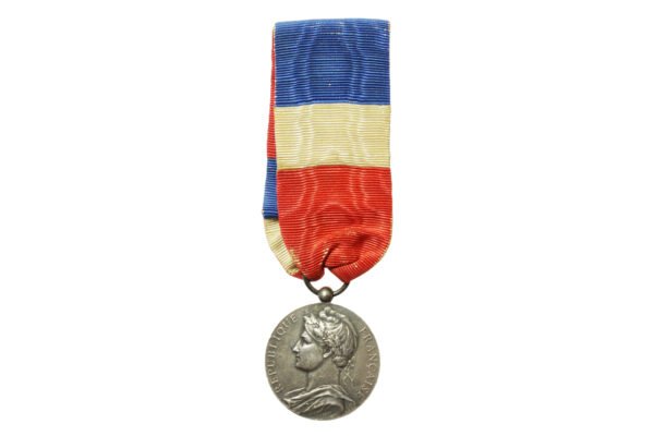 MEDALHA DE HONRA DO TRABALHO DO MINISTÉRIO DO COMÉRCIO E INDÚSTRIA 1912 – GRAU PRATA