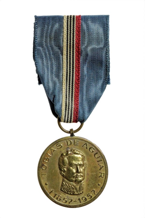 MEDALHA DO CENTENÁRIO DE TOBIAS DE AGUIAR FORÇA PÚBLICA DE SÃO PAULO – 1957 - Imagem 2