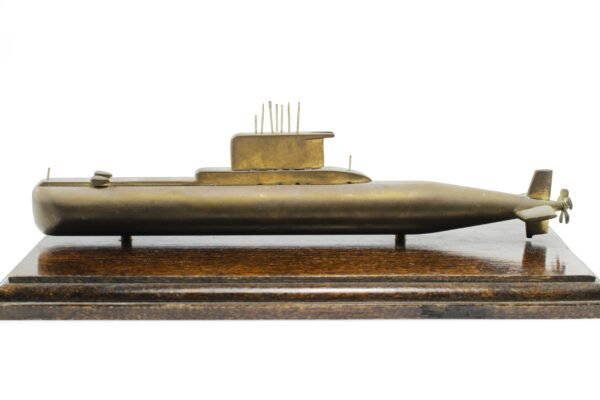 ESCULTURA DE BRONZE DE SUBMARIO U-209 - Imagem 3