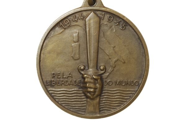 MEDALHA DA FEB FEITA NA ITÁLIA PELA LIBERDADE DO MUNDO - II GUERRA - Imagem 4
