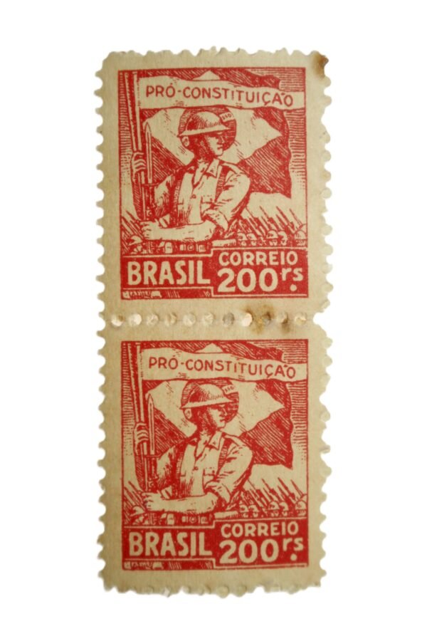 DUPLA DE SELOS DE 200 REIS DA REVOLUÇÃO CONSTITUCIONALISTA DE 1932 - Imagem 2