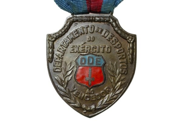 MEDALHA DO DEPARTAMENTO DE DESPORTOS DO EXÉRCITO • AO VENCEDOR • BASQUETEBOL – ANOS 1950 - Imagem 3