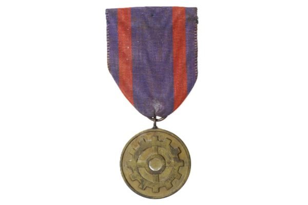 MEDALHA AO MÉRITO FABRICA DO REALENGO
