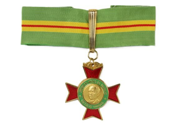 MEDALHA DA ORDEM DO MÉRITO DO TRABALHO • GRAU COMENDADOR – COM A EFÍGIE DE GETÚLIO VARGAS - Imagem 4