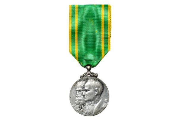 MEDALHA DO CINQUENTENÁRIO DA REPÚBLICA 1889 – 1939 – PRATA