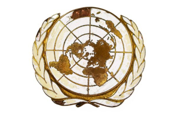 DISTINTIVO DE BOINA DA ONU – MISSÃO DE PAZ EM SUEZ