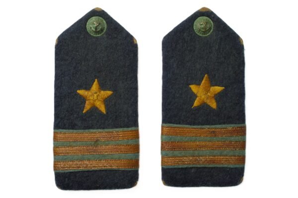 ANTIGO PAR DE PLATINAS DE CAPITÃO DE CABOTAGEM – MARINHA MERCANTE