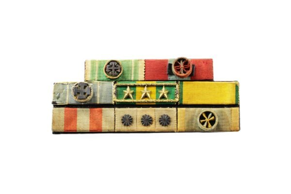 ANTIGO BARRETE DE MEDALHAS DO EXÉRCITO BRASILEIRO