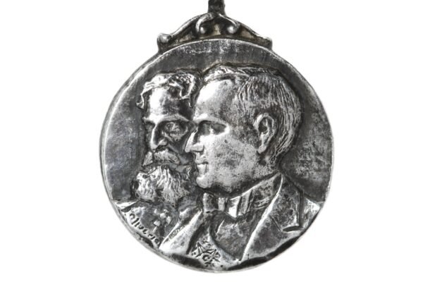 MINIATURA DA MEDALHA DO CINQUENTENÁRIO DA REPÚBLICA 1889 – 1939 – PRATA