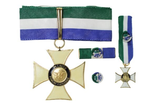 ANTIGA ORDEM DO MÉRITO DAS FORÇAS ARMADAS – EMFA • COMPLETA – GRAU COMENDADOR - Imagem 3