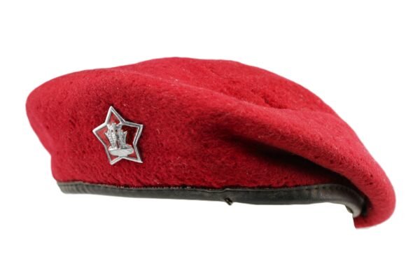 BOINA DO COLÉGIO MILITAR DO EXÉRCITO BRASILEIRO - Imagem 2