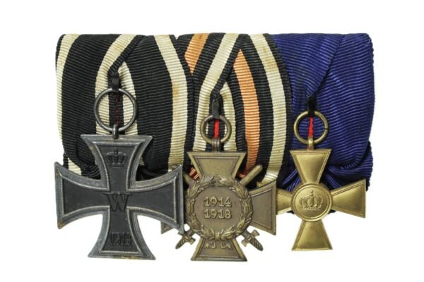 BARRETE PRUSSIANO DE MEDALHAS, COM CRUZ DE FERRO – I GUERRA - Imagem 2