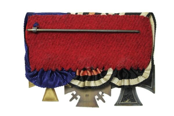 BARRETE PRUSSIANO DE MEDALHAS, COM CRUZ DE FERRO – I GUERRA - Imagem 3