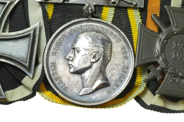 BARRETE DE MEDALHAS, COM CRUZ DE FERRO E MEDALHA DE HONRA SAXE-WEIMAR-EISENACH 1914 – I GUERRA - Imagem 5