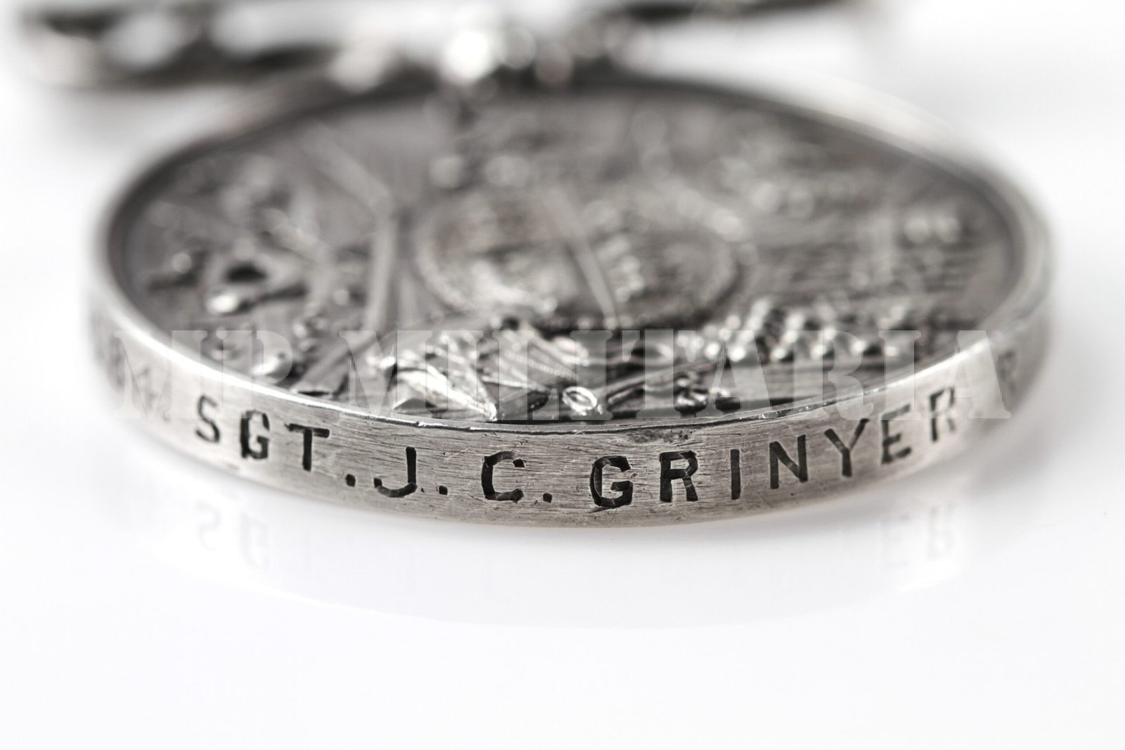 MEDALHA DE LONGO SERVIÇO E BOA CONDUTA DO EXÉRCITO INGLÊS - SECULO IXX - Imagem 4