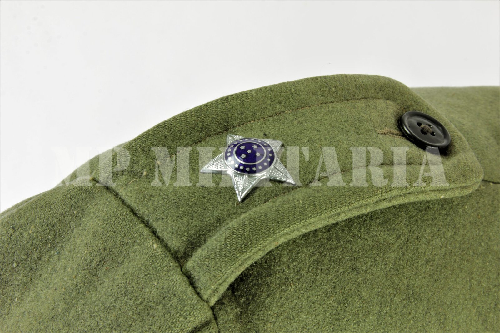 ANTIGO CASACO / CACHORRÃO DE 2º TENENTE DO EXÉRCITO BRASILEIRO – ANOS 50 - Imagem 7