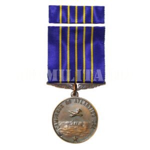 MEDALHA DA FAB CAMPANHA NO ATLÂNTICO SUL COM BARRETA – II GUERRA