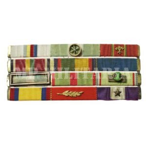 BARRETE DE 12 MEDALHAS DE UM MILITAR BRASILEIRO
