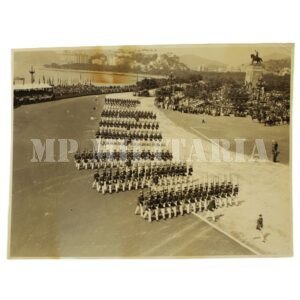 FOTOGRAFIA DE DESFILE MILITAR PRAÇA MARECHAL DEODORO NO RIO DE JANEIRO – ANOS 1930