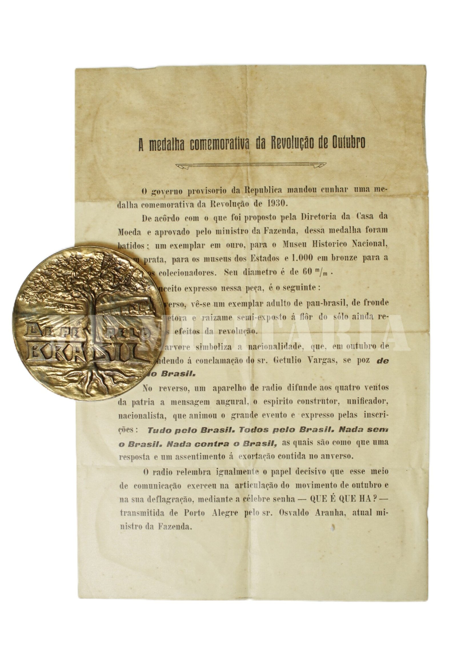 MEDALHA OFICIAL DA REVOLUÇÃO DE 1930 COM ENCARTE - Imagem 2