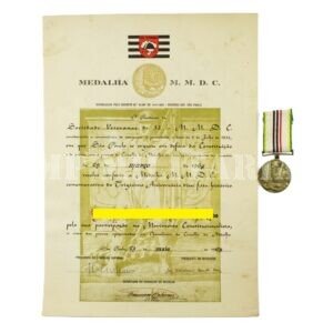 DOCUMENTO COM A MEDALHA MMDC DE 30 ANOS DA REVOLUÇÃO DE 1932